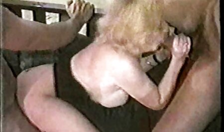 Euro blonde aux gros seins suce la video porno afriken BBC avant le sexe anal